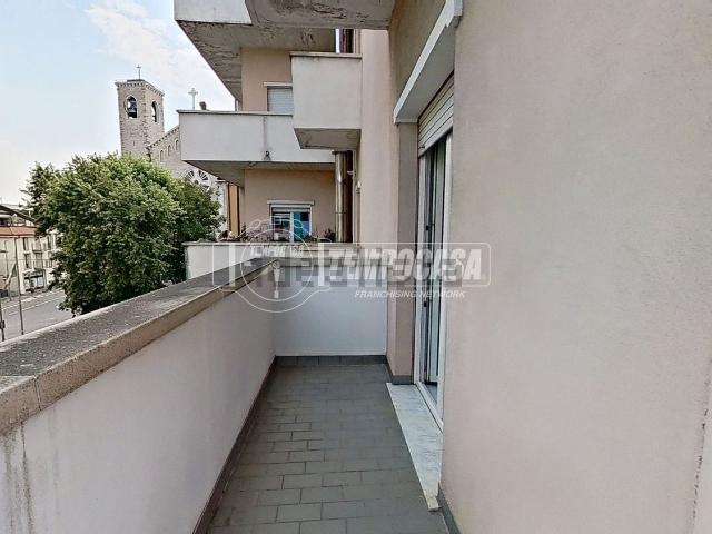 Appartamento in vendita a Bergamo, Lombardia