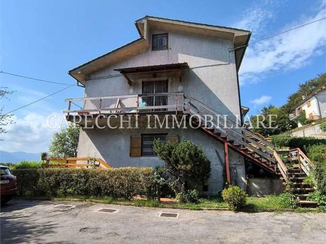 Appartamento in vendita a Collina Vecchia, Pistoia