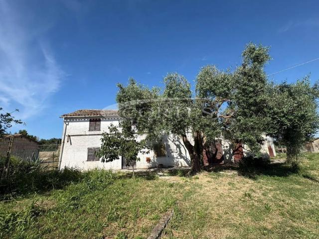Appartamento in vendita a Trecastelli, Marche
