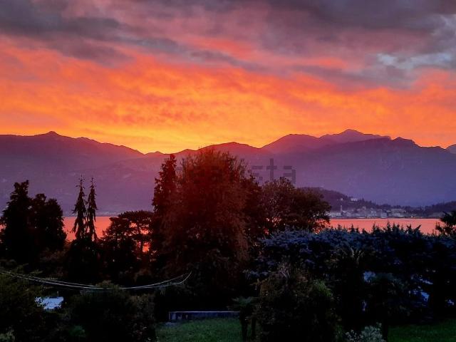 Appartamento in vendita a Griante, Lombardia
