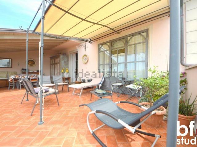 Attico in vendita a Rosignano Marittimo, Toscana