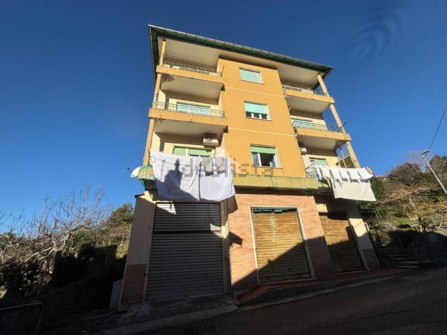 Appartamento in vendita a Sant'olcese, Liguria
