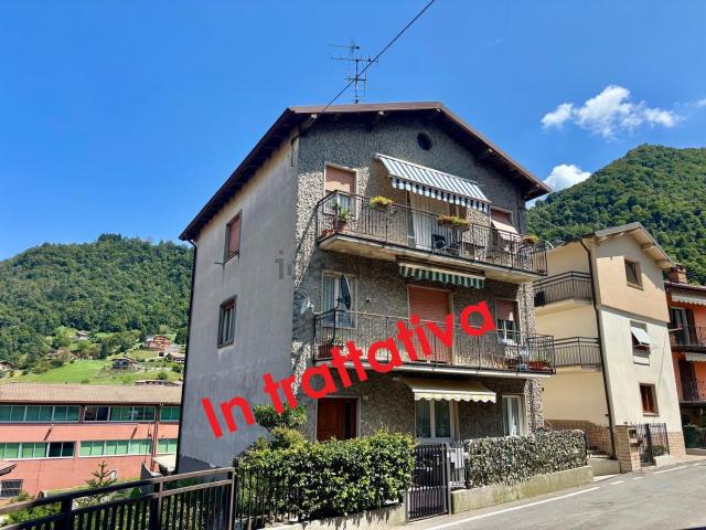 Appartamento in vendita a Comunità Montana della Valle Brembana, Sedrina