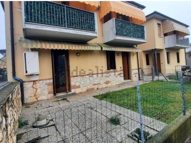 Appartamento in vendita a Longare, Veneto