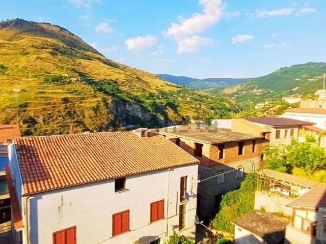 Appartamento in vendita a Cetraro Paese, Calabria