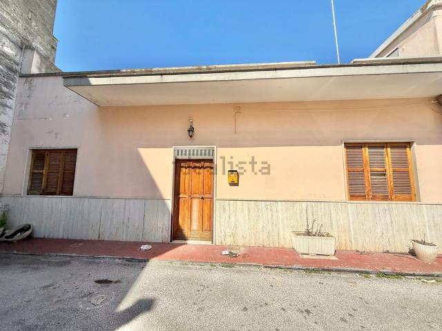 Appartamento in vendita a Valenzano San Lorenzo, Puglia