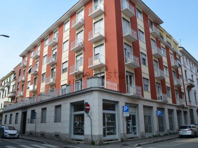 Appartamento in vendita a Centro, Gallarate