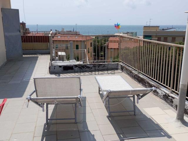 Attico in vendita a Borgo San Jacopo, Livorno