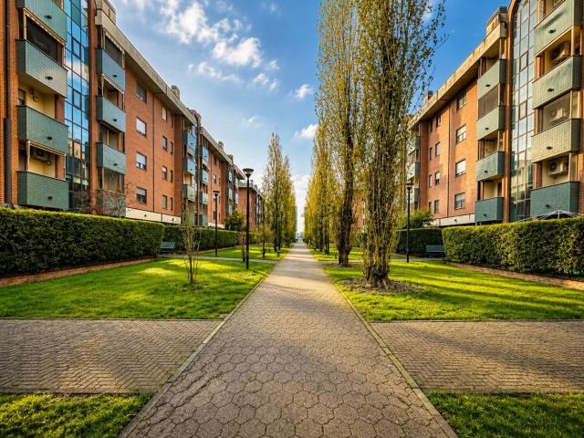 Appartamento in vendita a Trezzano Sul Naviglio, Lombardia