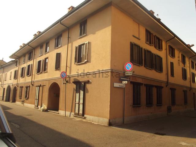 Appartamento in vendita a Cerano, Novara