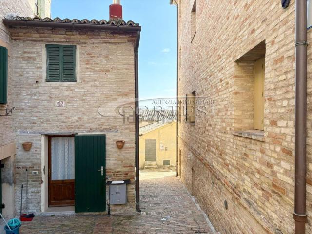 Appartamento in vendita a Trecastelli, Marche