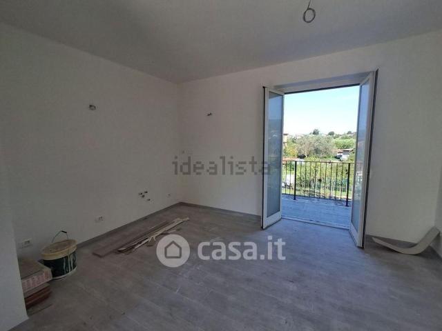 Appartamento in vendita a Carrara, Toscana
