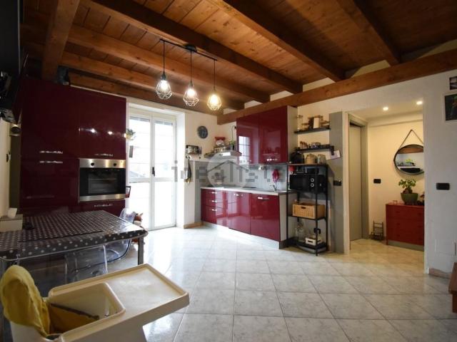 Appartamento in vendita a Agrate Brianza, Lombardia