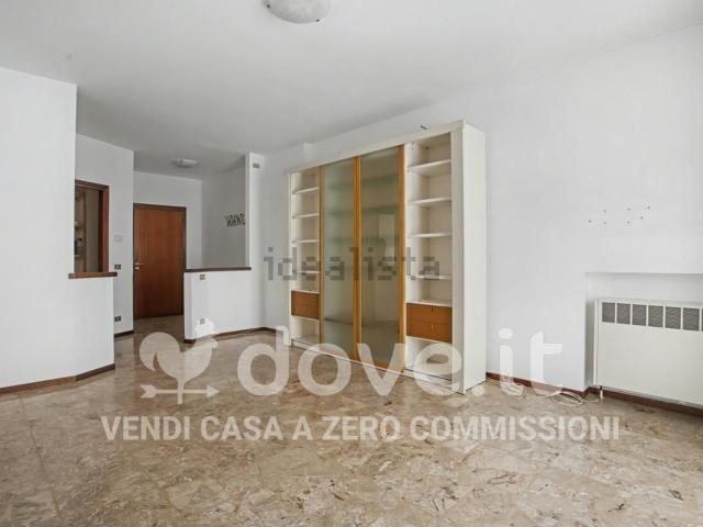 Appartamento in vendita a Comunità Montana Valli del Verbano, Luino