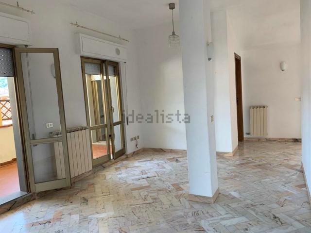 Appartamento in vendita a Remola, Marina Di Massa