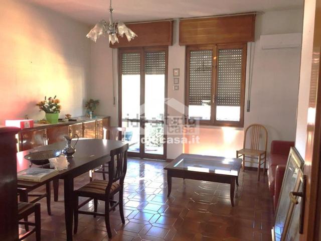 Appartamento in vendita a Comunità Montana della Valle Brembana, Zogno