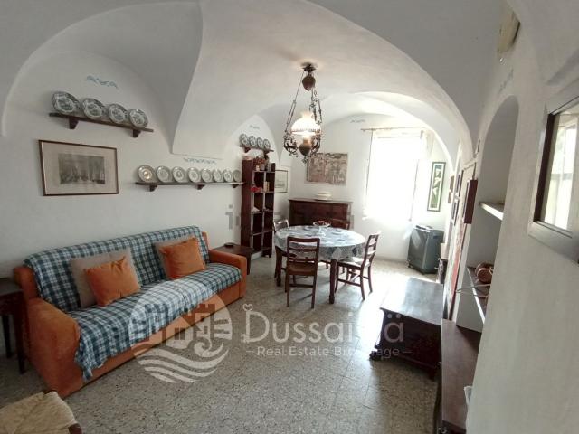 Appartamento in vendita a Dolceacqua, Liguria