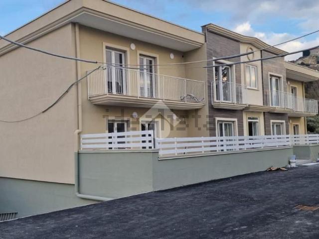 Appartamento in vendita a Montesarchio, Campania