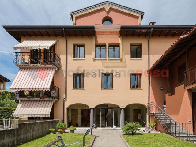 Appartamento in vendita a Gironico, Colverde