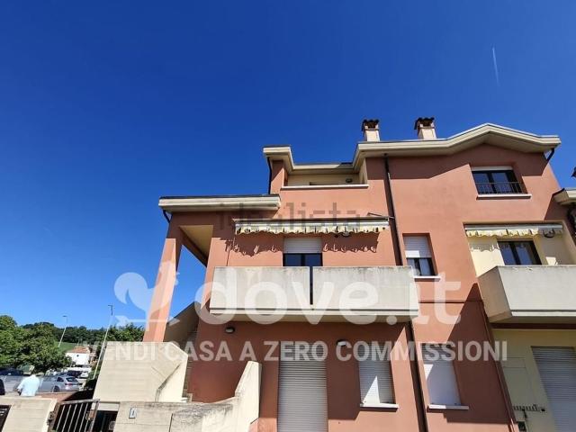 Appartamento in vendita a Carrara, Marche