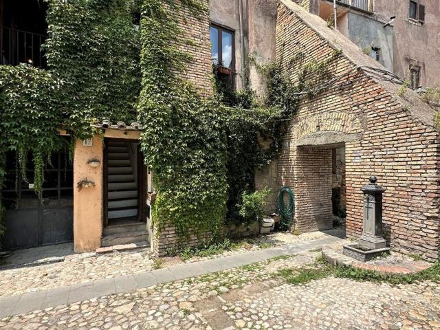 Appartamento in vendita a Capena, Roma Capitale