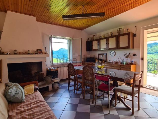 Attico in vendita a Davagna, Liguria
