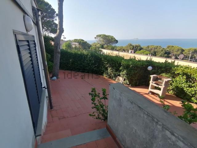 Appartamento in vendita a Quercianella, Livorno