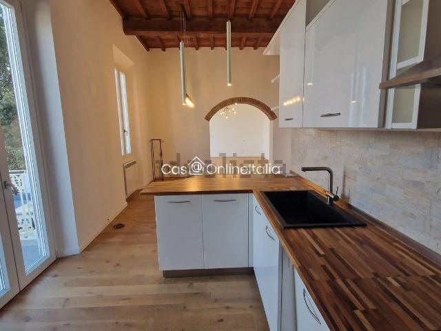 Appartamento in vendita a Signa, Toscana