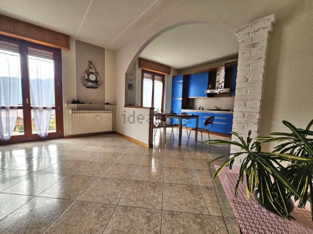 Appartamento in vendita a Villassio, Gorno