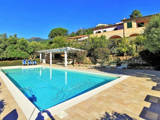 Appartamento in vendita a Campo nell'Elba, La Pila