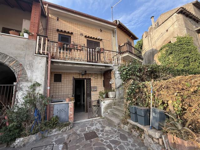 Appartamento in vendita a Rocca di Papa, Roma Capitale