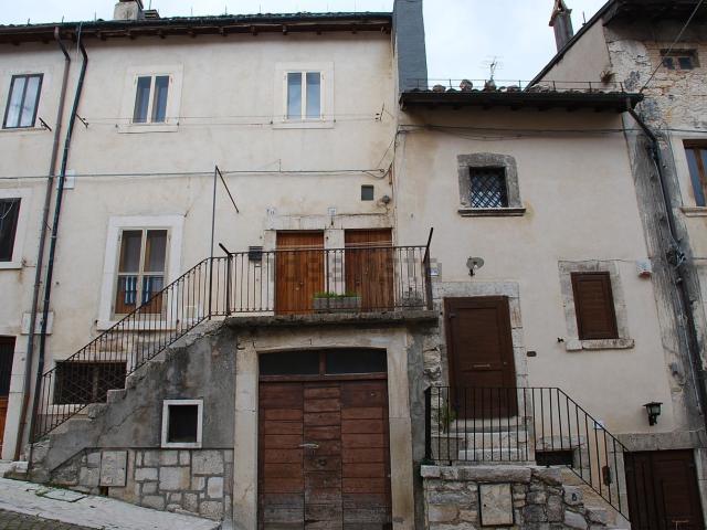 Appartamento in vendita a Villaggio Sant'Antonio, Pescocostanzo