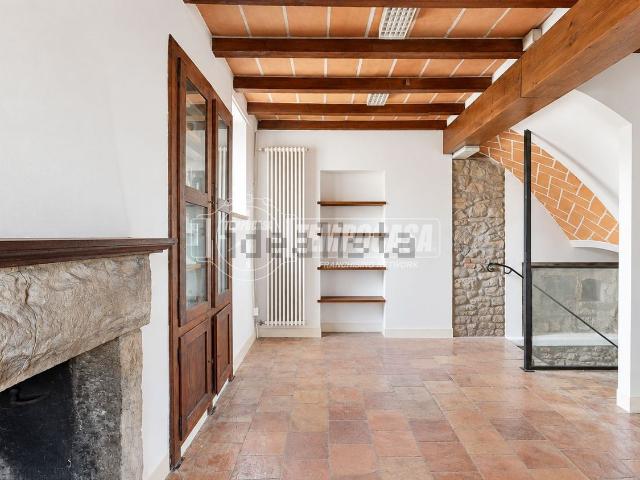 Appartamento in vendita a Zocca, Modena