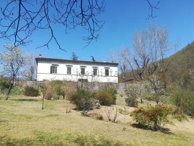Appartamento in vendita a Borgo San Lorenzo, Toscana