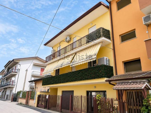 Appartamento in vendita a Latina, Lazio