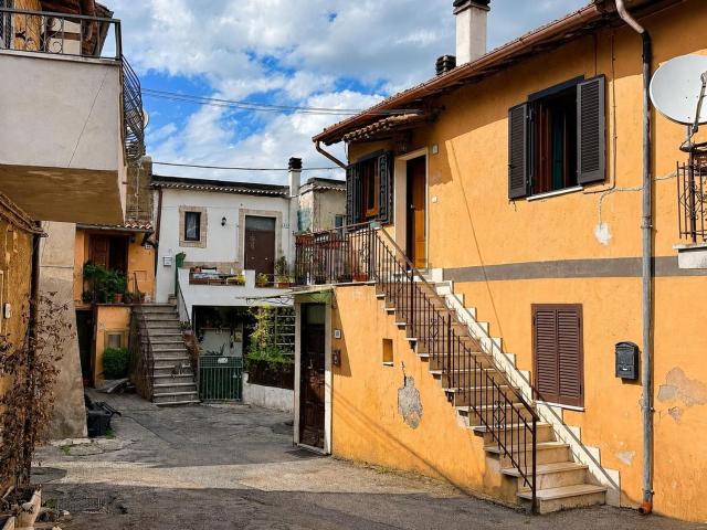 Appartamento in vendita a Bassano Romano, Lazio