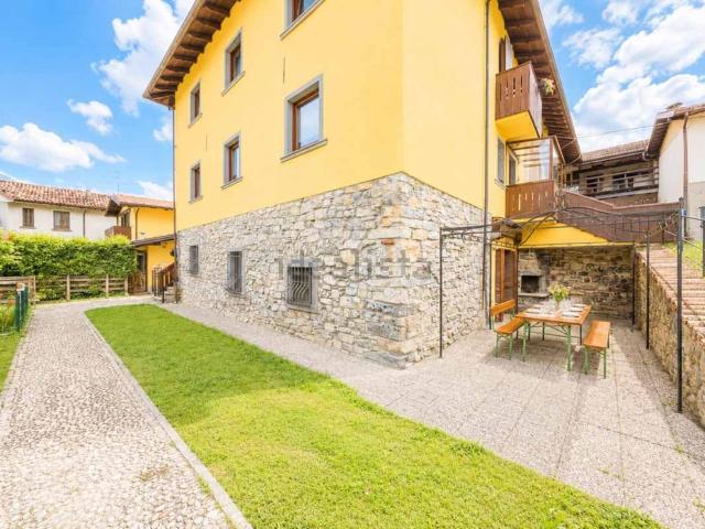Appartamento in vendita a Premolo, Lombardia