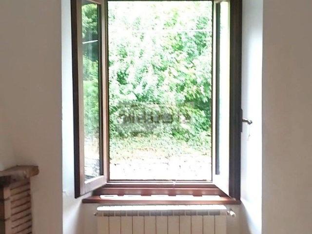 Appartamento in vendita a Vernio, Toscana