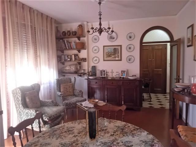 Appartamento in vendita a San Casciano in Val di Pesa, Mercatale Val Di Pesa