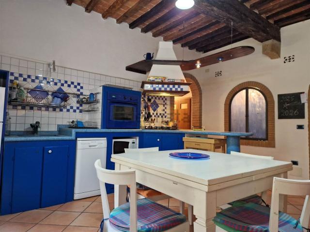 Appartamento in vendita a Guardistallo, Toscana