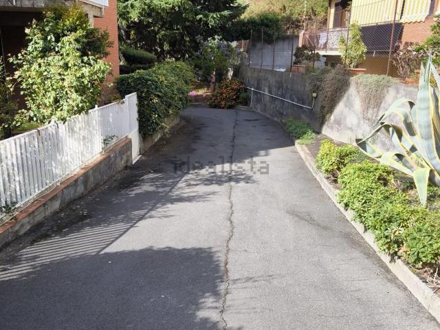 Appartamento in vendita a Pedara, Catania