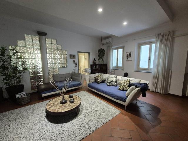 Appartamento in vendita a Quartiere 1, Firenze