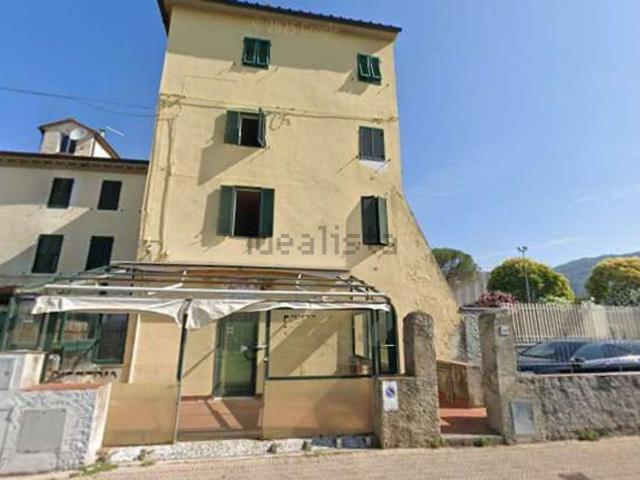 Appartamento in vendita a Uzzano E Castello, Pistoia