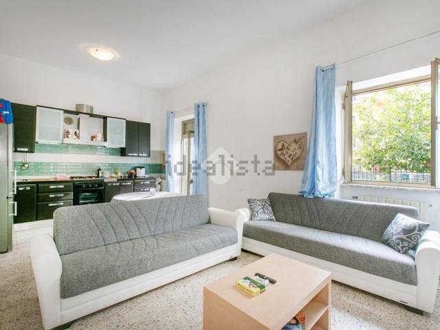 Appartamento in vendita a Tor Lupara, Roma Capitale