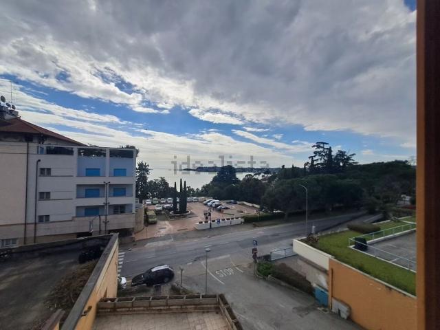 Appartamento in vendita a Comunità Montana Parco Alto Garda bresciano, Gardone Riviera