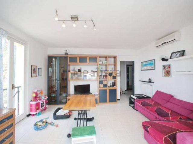 Appartamento in vendita a Levante, Serra Riccò
