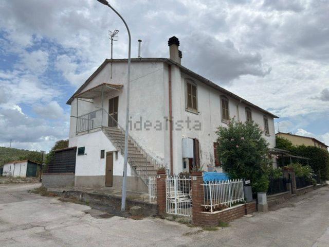 Appartamento in vendita a Roccastrada, Toscana