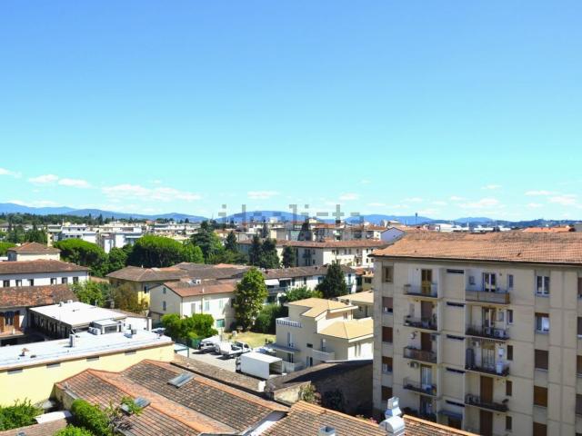 Attico in vendita a Quartiere 5, Firenze