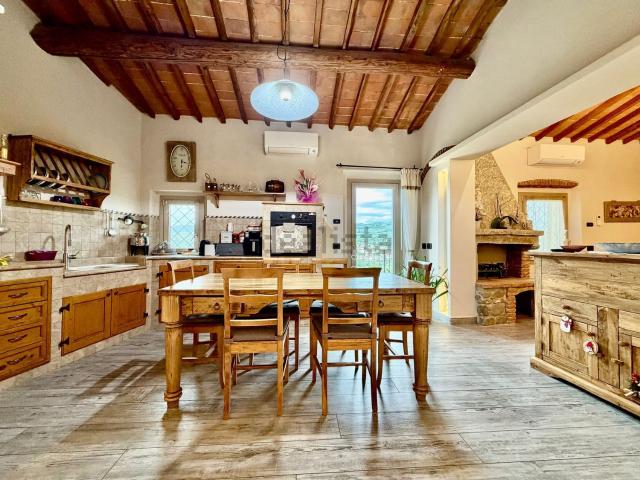 Appartamento in vendita a Candeli, Bagno a Ripoli
