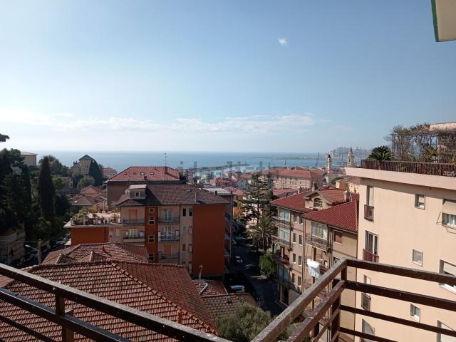Appartamento in vendita a Oliveto, Imperia